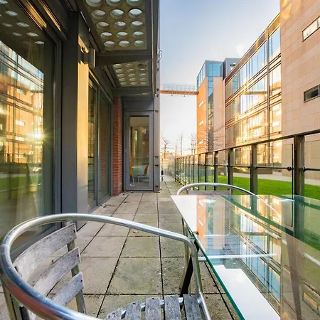 Bright & Modern *