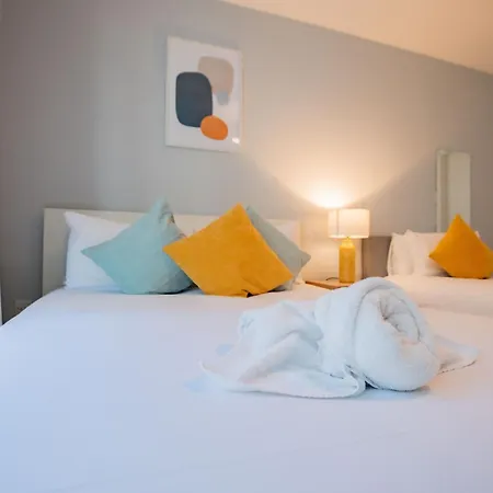 Bright & Modern