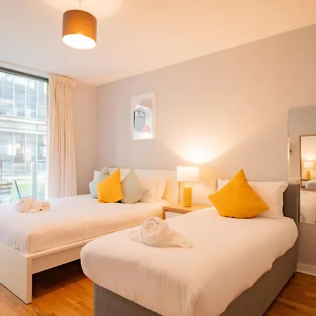 Apartment Bright & Modern *