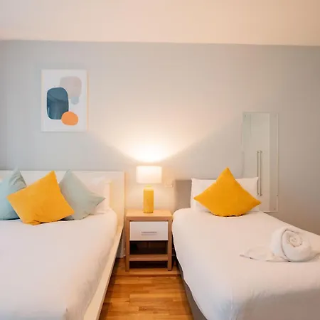 Bright & Modern *