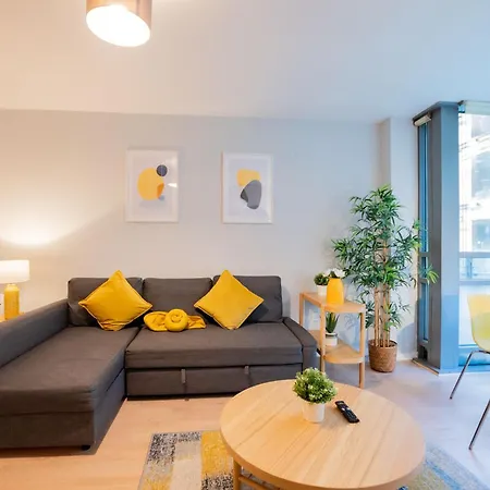 Apartment Bright & Modern *